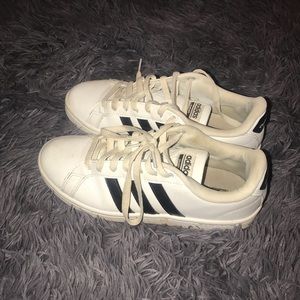 adidas superstar size 6 women’s shoes